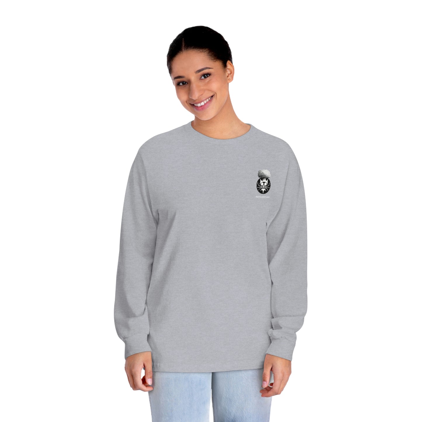 What's in your closet? Long sleeve - Front logo
